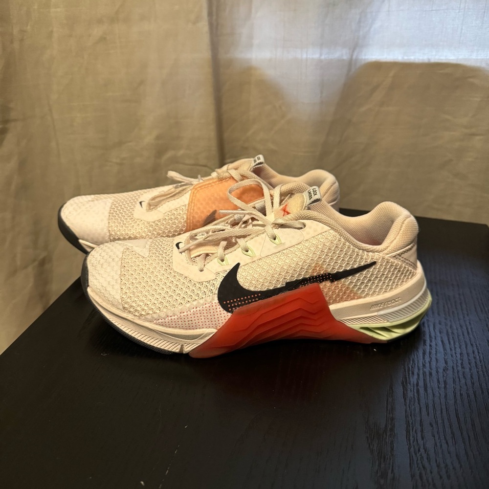 Nike Metcon 7 Soft Pink Shoes CrossFit Shoe Lifting Women’s Size 7